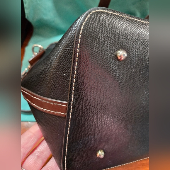 Dooney & Bourke Gabriella Black Leather Shoulder Bag - Picture 5 of 9